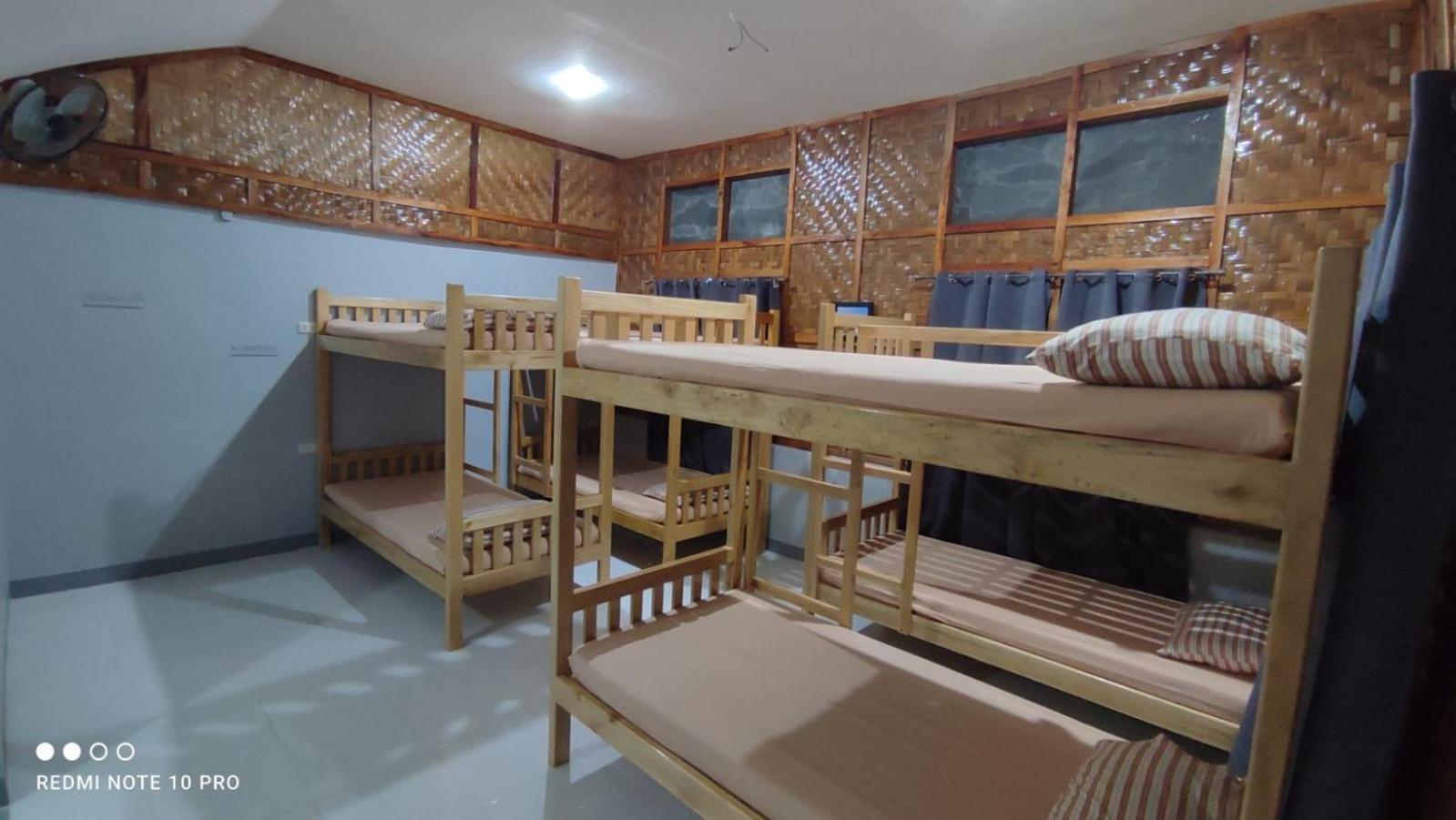 Sabas Beach And Campsite Siquijor Room photo